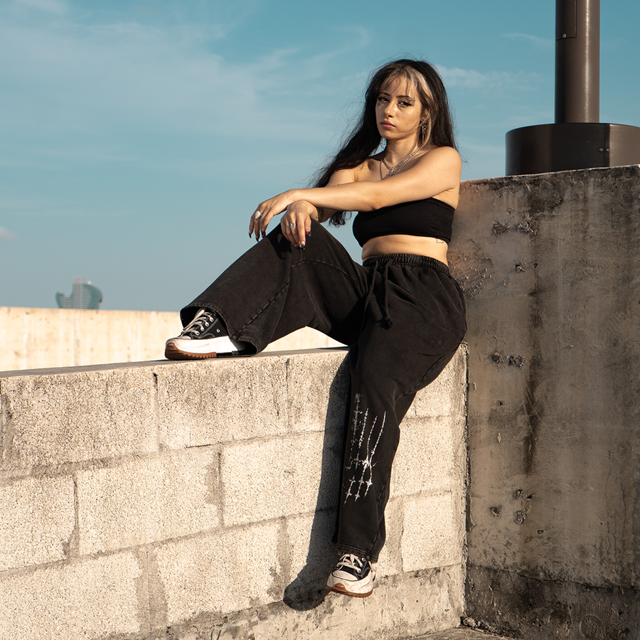 v002 Straight Leg Pants