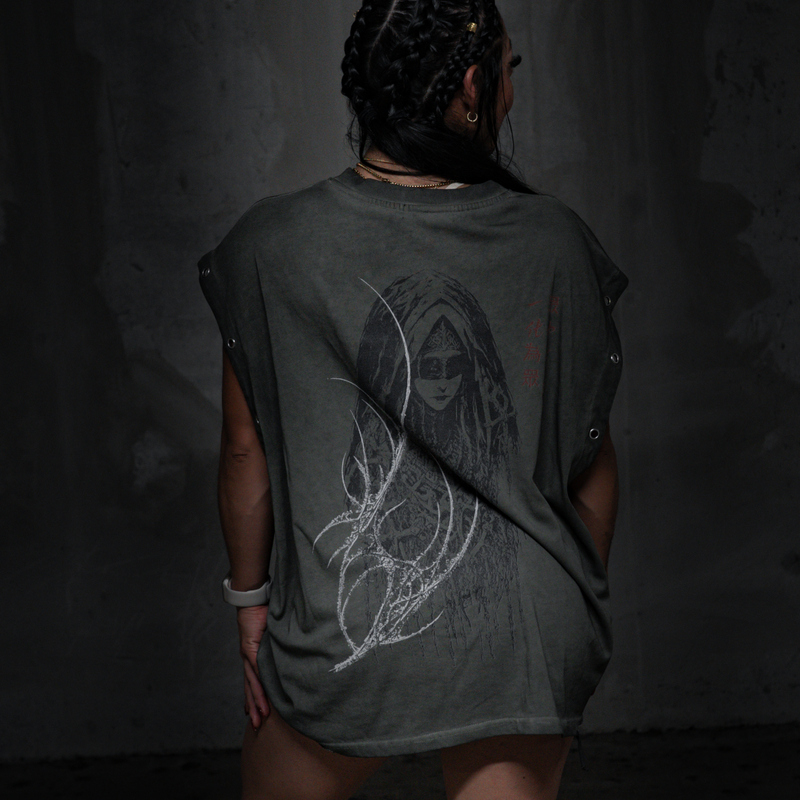 Veiled Oracle Tank