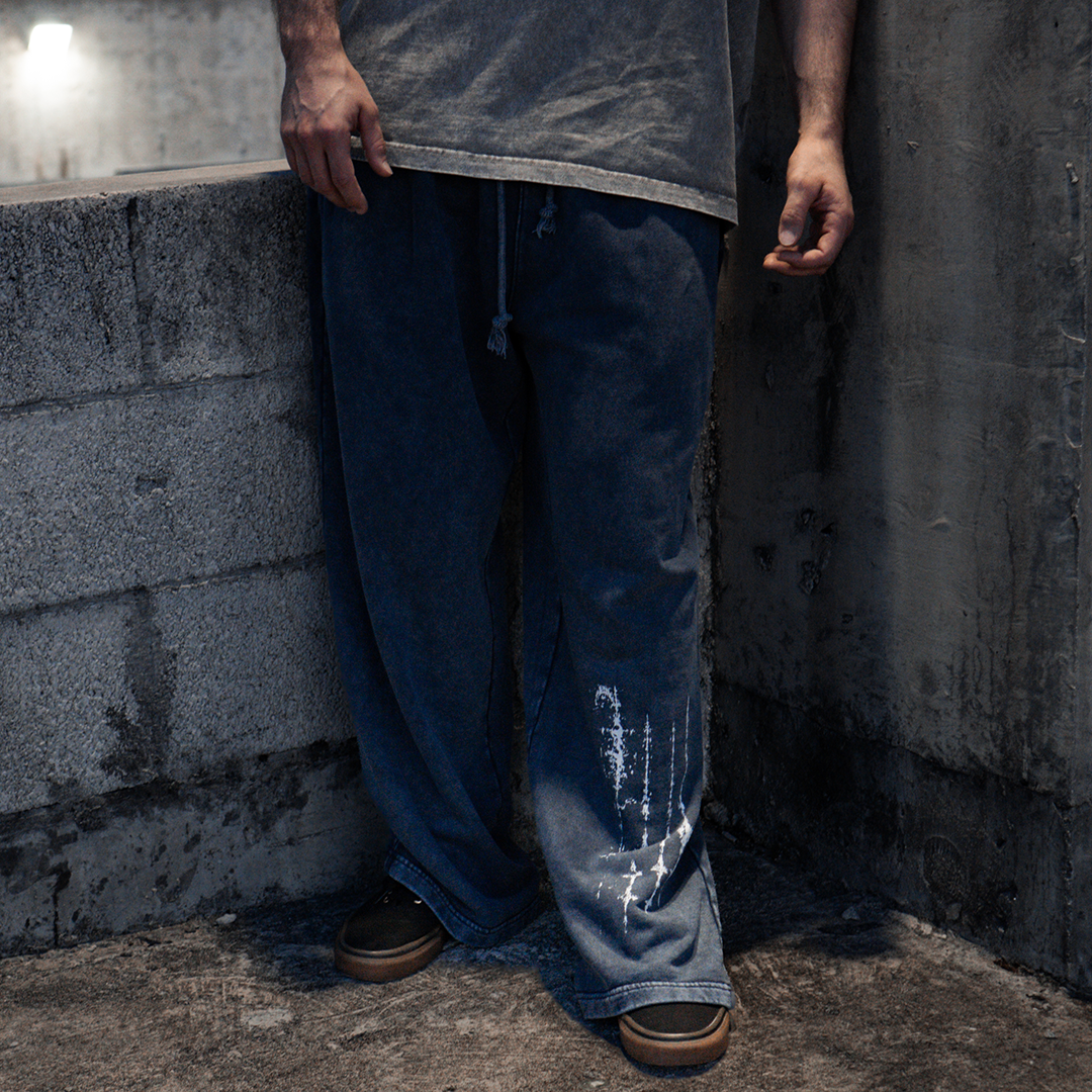 v002 Straight Leg Pants