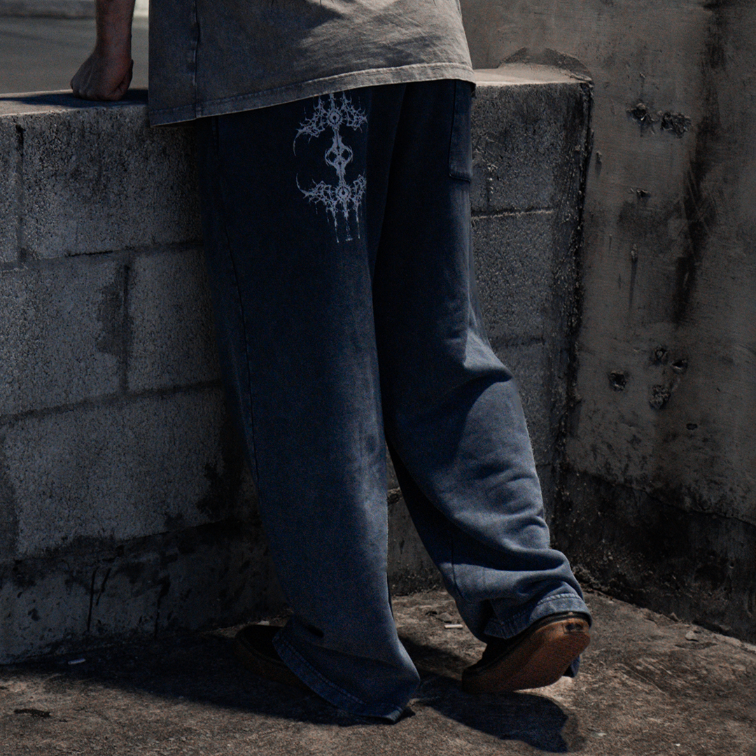 v002 Straight Leg Pants