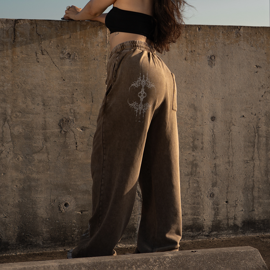 v002 Straight Leg Pants